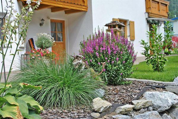 Haus Frainer Apartment Wald am Arlberg Exterior photo