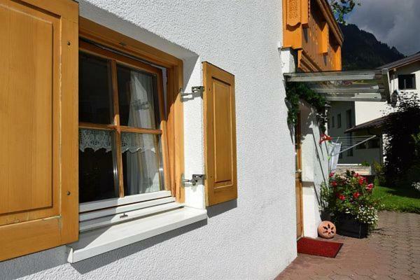 Haus Frainer Apartment Wald am Arlberg Exterior photo