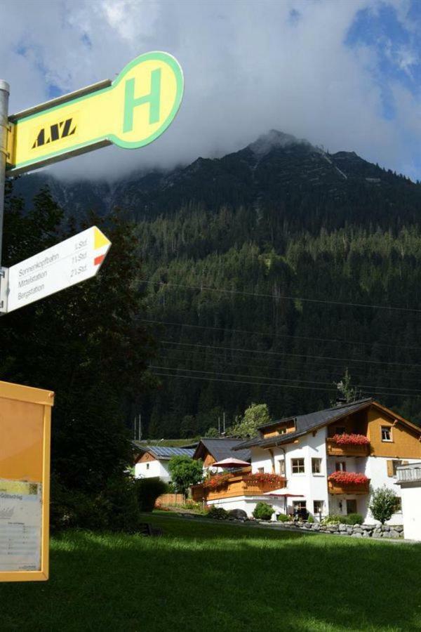 Haus Frainer Apartment Wald am Arlberg Exterior photo